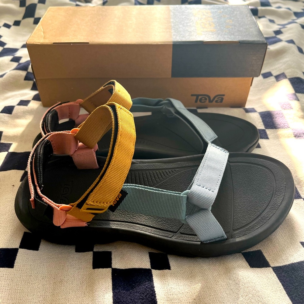 Teva Hurricane XLT2 Size 10